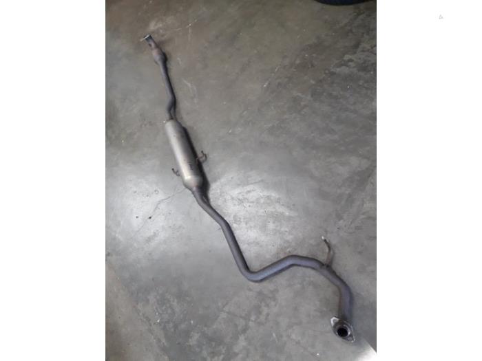 Usagé Catalyseur Toyota Yaris II (P9) 1.3 16V VVT-i Prix € 100,00 Règlement à la marge proposé par Autobedrijf Broekhuis B.V.