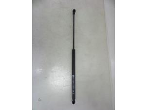 Used Rear gas strut, left Mitsubishi Space Star (A0) 1.0 12V Price € 15,00 Margin scheme offered by Autobedrijf Broekhuis B.V.