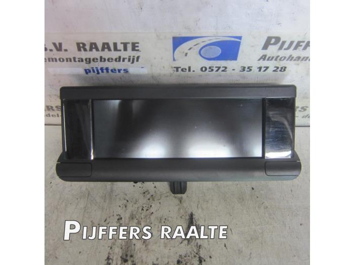 Used Interior display Citroen C4 Cactus (0B/0P) 1.2 PureTech 82 12V Price € 150,00 Margin scheme offered by Pijffers B.V. Raalte