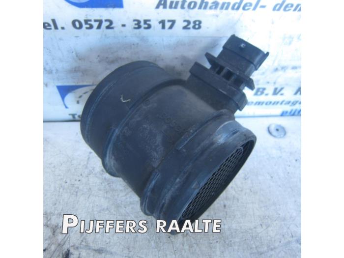 Gebrauchte Luftmassenmesser Iveco New Daily IV 40C15 Preis € 50,00 Margenregelung angeboten von Pijffers B.V. Raalte