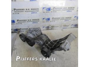 Used Alternator upper bracket Mercedes B (W245,242) 1.7 B-170 16V Price € 75,00 Margin scheme offered by Pijffers B.V. Raalte