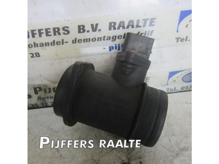 Gebrauchte Luftmassenmesser Volkswagen Transporter T4 2.5 TDI Preis € 35,00 Margenregelung angeboten von Pijffers B.V. Raalte