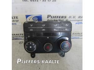 Used Climatronic panel Hyundai i30 (FD) 1.6 CRDi 16V VGT LP Price € 50,00 Margin scheme offered by Pijffers B.V. Raalte