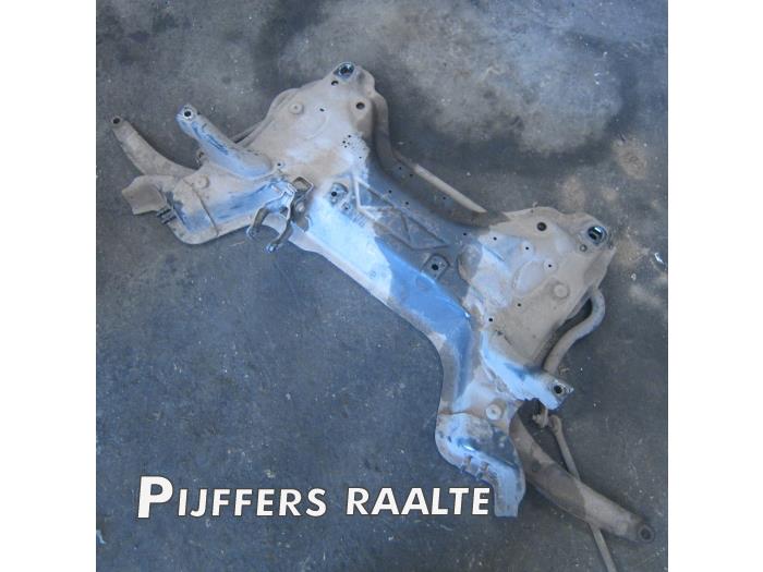 Gebrauchte Unterrahmen Peugeot Partner (GC/GF/GG/GJ/GK) 1.6 HDI 90 Preis € 175,00 Margenregelung angeboten von Pijffers B.V. Raalte