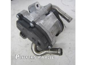 Used EGR valve Volkswagen Golf VII (AUA) Price € 75,00 Margin scheme offered by Pijffers B.V. Raalte