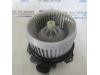 Motor de ventilador de calefactor de un Toyota Yaris II (P9) 1.4 D-4D 2011