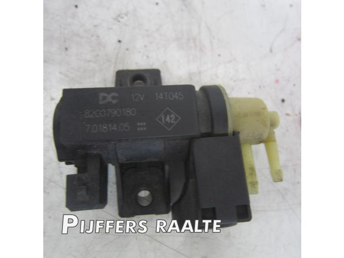 Usagé Régulateur pression turbo Renault Clio IV (5R) 1.5 Energy dCi 90 FAP Prix € 30,00 Règlement à la marge proposé par Pijffers B.V. Raalte
