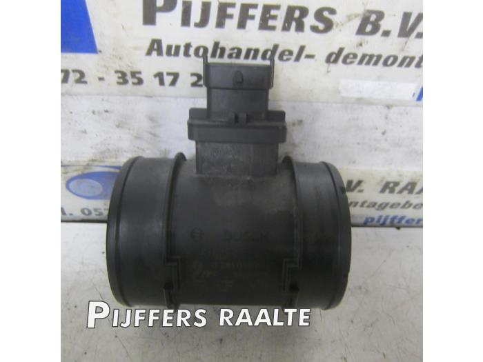 Gebrauchte Luftmassenmesser Opel Combo 1.6 CDTI 16V Preis € 45,00 Margenregelung angeboten von Pijffers B.V. Raalte