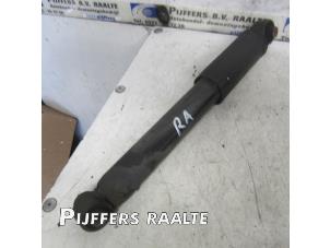Used Rear shock absorber, right Kia Rio III (UB) 1.2 CVVT 16V Price € 25,00 Margin scheme offered by Pijffers B.V. Raalte