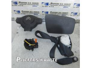 Gebrauchte Airbag Set + Modul Citroen C1 1.0 12V Preis € 250,00 Margenregelung angeboten von Pijffers B.V. Raalte