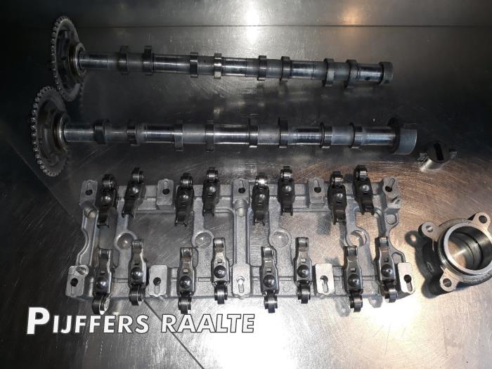Usagé Kit arbre à cames Ford Transit 2.2 TDCi 16V Prix € 250,00 Règlement à la marge proposé par Pijffers B.V. Raalte