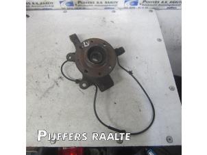 Used Knuckle bracket, front left Nissan Note (E11) 1.5 dCi 86 Price € 40,00 Margin scheme offered by Pijffers B.V. Raalte