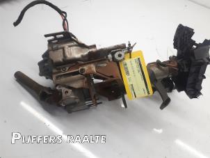 Used Electric power steering unit Renault Clio III (BR/CR) 1.2 16V 65 Price € 150,00 Margin scheme offered by Pijffers B.V. Raalte