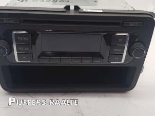 Gebrauchte Radio CD Spieler Volkswagen Jetta IV (162/16A) 1.2 TSI 16V Preis € 75,00 Margenregelung angeboten von Pijffers B.V. Raalte