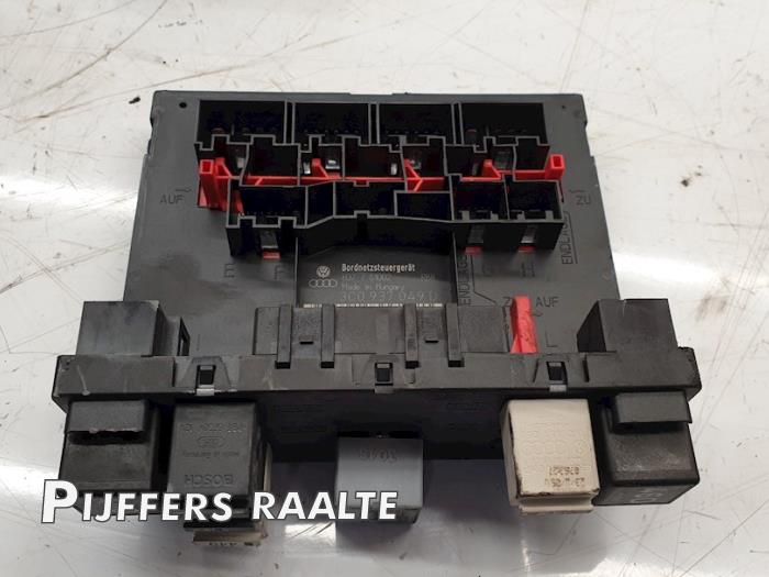 Used Body control computer Volkswagen Touran (1T1/T2) 1.9 TDI 105 Euro 3 Price € 45,00 Margin scheme offered by Pijffers B.V. Raalte
