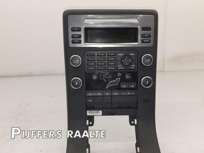 Heater control panel from a Volvo V70 (BW) 2.5 T 20V 2010