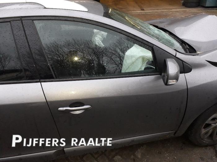 Used Renault Megane Iii Grandtour Kz 1 5 Dci 110 Front Door 4 Door Right Colour Code Tekng r Pijffers B V Raalte Proxyparts Com
