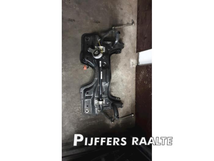 Usagé Faux châssis Opel Combo 1.6 CDTI 16V Prix € 100,00 Règlement à la marge proposé par Pijffers B.V. Raalte