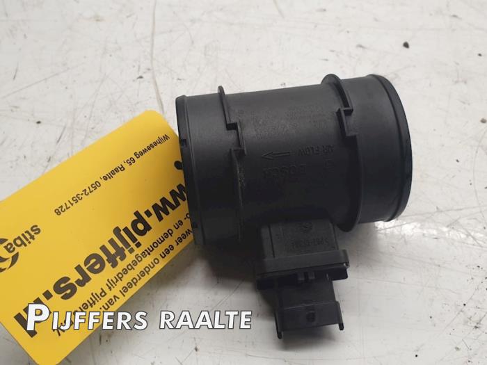 Gebrauchte Luftmassenmesser Opel Combo 1.6 CDTI 16V Preis € 17,50 Margenregelung angeboten von Pijffers B.V. Raalte