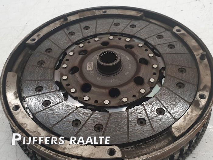 Dual mass flywheel Opel Vivaro 1.6 CDTI BiTurbo 120 123107183R luk