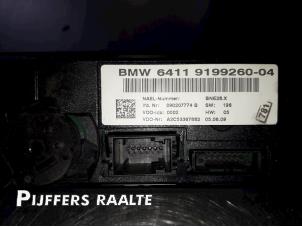 Klimatpanel från en BMW 3 serie Touring (E91) 325i 24V 2009
