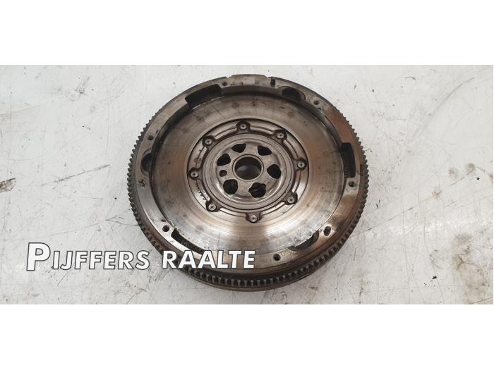Clutch kit (complete) from a Seat Leon ST (5FF) 1.5 TSI 16V 2019