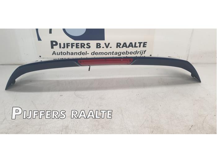 Begagnade Spoiler Ford Fiesta 6 (JA8) 1.0 EcoBoost 12V 100 Pris € 100,00 Marginaltabell erbjuds av Pijffers B.V. Raalte
