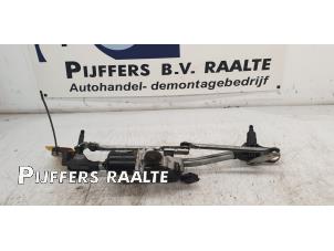 Used Wiper motor + mechanism Renault Megane III Grandtour (KZ) 1.4 16V TCe 130 Price € 30,00 Margin scheme offered by Pijffers B.V. Raalte