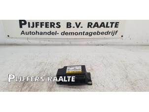 Używane Modul poduszki powietrznej Renault Megane III Grandtour (KZ) 1.4 16V TCe 130 Cena € 50,00 Procedura marży oferowane przez Pijffers B.V. Raalte