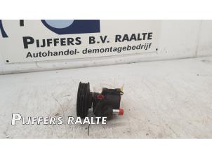 Used Power steering pump Volkswagen Polo III (6N1) 1.4i 60 Price € 20,00 Margin scheme offered by Pijffers B.V. Raalte