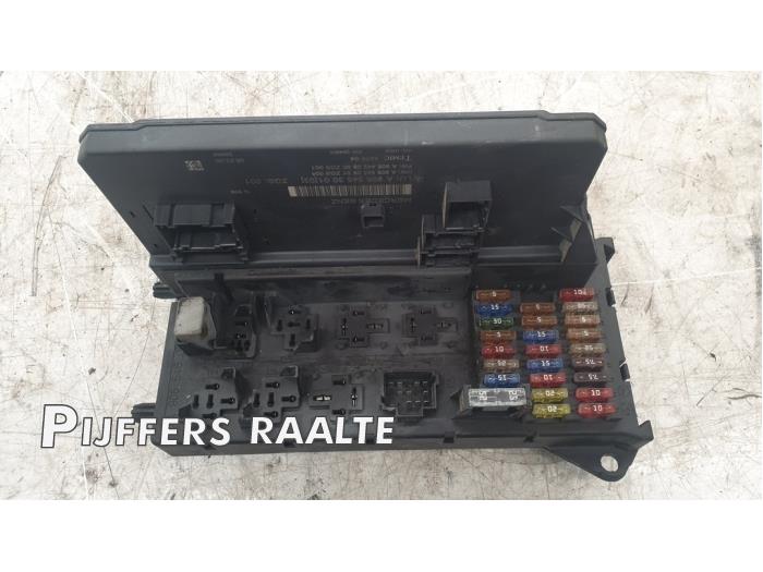 Fuse box from a Mercedes-Benz Sprinter 3,5t (906.63) 315 CDI 16V 2008