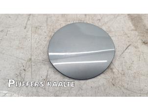 Used Tank cap cover Opel Astra J Sports Tourer (PD8/PE8/PF8) 1.4 Turbo 16V Price € 12,50 Margin scheme offered by Pijffers B.V. Raalte