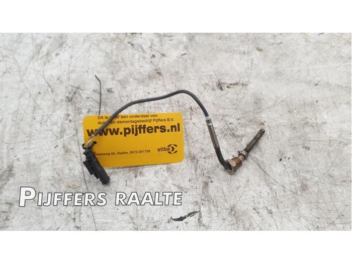 Usagé Sensor température d’échappement Jeep Compass II (MP) 2.0 Multijet II 170 16V 4x4 Prix € 30,00 Règlement à la marge proposé par Pijffers B.V. Raalte