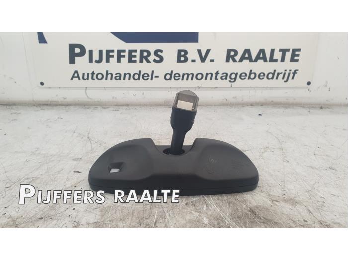 Używane Lusterko wewnetrzne Jeep Compass II (MP) 2.0 Multijet II 170 16V 4x4 Cena € 50,00 Procedura marży oferowane przez Pijffers B.V. Raalte