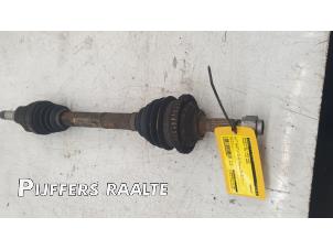 Used Front drive shaft, left Peugeot 206 (2A/C/H/J/S) 1.4 XR,XS,XT,Gentry Price € 25,00 Margin scheme offered by Pijffers B.V. Raalte