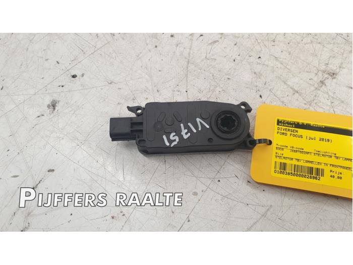 Usagé Divers Ford Focus 4 Wagon 1.0 Ti-VCT EcoBoost 12V 100 Prix € 40,00 Règlement à la marge proposé par Pijffers B.V. Raalte
