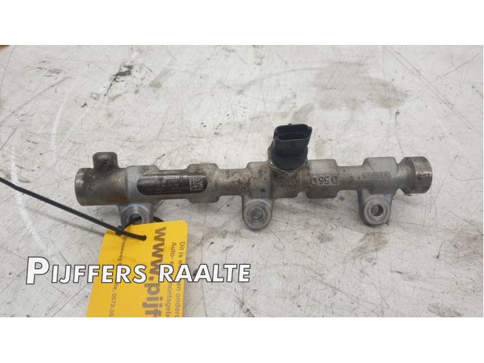 Usagé Système d'injection Opel Vivaro 2.0 CDTI 16V Prix € 35,00 Règlement à la marge proposé par Pijffers B.V. Raalte