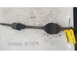 Begagnade Drivaxel, höger fram Nissan Primastar 1.9 dCi 80 Pris € 35,00 Marginaltabell erbjuds av Pijffers B.V. Raalte