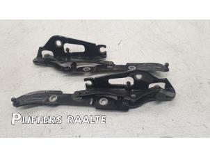 Used Tailgate hinge BMW 2 serie (F23) 218i 1.5 TwinPower Turbo 12V Price € 50,00 Margin scheme offered by Pijffers B.V. Raalte