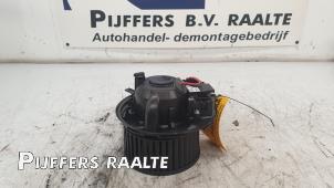 Używane Silnik wentylatora nagrzewnicy Volkswagen Golf VI (5K1) 1.4 TSI 122 16V Cena € 25,00 Procedura marży oferowane przez Pijffers B.V. Raalte