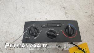 Usados Panel de control de calefacción Fiat Scudo (270) 1.6 D Multijet Precio € 30,00 Norma de margen ofrecido por Pijffers B.V. Raalte