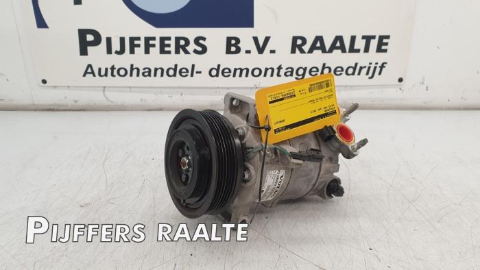 Usagé Pompe clim Volvo V40 Cross Country (MZ) 1.5 T3 16V Geartronic Prix € 119,00 Règlement à la marge proposé par Pijffers B.V. Raalte
