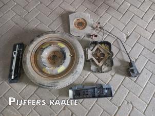 Used Jackkit + spare wheel Peugeot 5008 I (0A/0E) 2.0 HDiF 16V Price € 150,00 Margin scheme offered by Pijffers B.V. Raalte