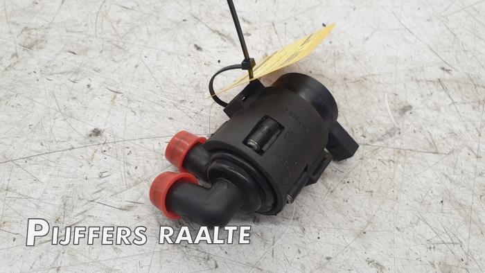 thumbnail image 2 of Engine Water Pump A1098 For VW T5 Transporter 2.5TDI & Touareg – Gear Driven (070121011D) 2 of 6