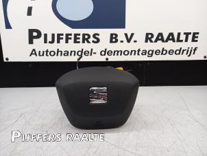 Usagé Airbag gauche (volant) Seat Leon (5FB) 2.0 TDI FR 16V Prix € 175,00 Règlement à la marge proposé par Pijffers B.V. Raalte
