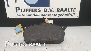 Usagé Compteur kilométrique KM Volkswagen Transporter/Caravelle T4 2.5 TDI Prix € 100,00 Règlement à la marge proposé par Pijffers B.V. Raalte