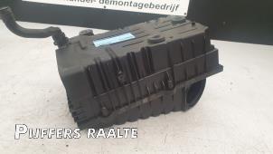 Używane Obudowa filtra powietrza Volkswagen Tiguan (AD1) 2.0 TDI 16V 4Motion Cena € 39,00 Procedura marży oferowane przez Pijffers B.V. Raalte