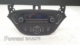 Gebrauchte Radio Opel Corsa E 1.0 SIDI Turbo 12V Preis € 75,00 Margenregelung angeboten von Pijffers B.V. Raalte