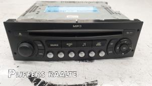Używane Radioodtwarzacz CD Peugeot 207/207+ (WA/WC/WM) 1.4 16V VTi Cena € 30,00 Procedura marży oferowane przez Pijffers B.V. Raalte