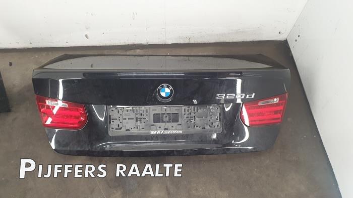 Tailgate from a BMW 3 serie (F30) 320d 2.0 16V EfficientDynamicsEdition 2014